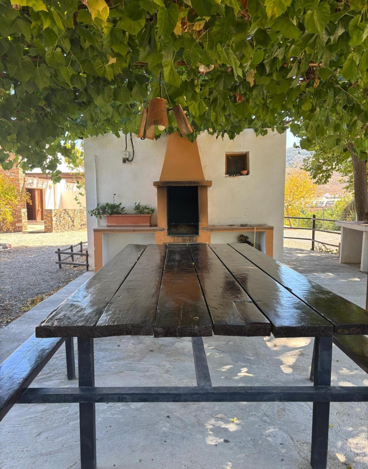 El Domingo En El Valle Фондон Экстерьер фото